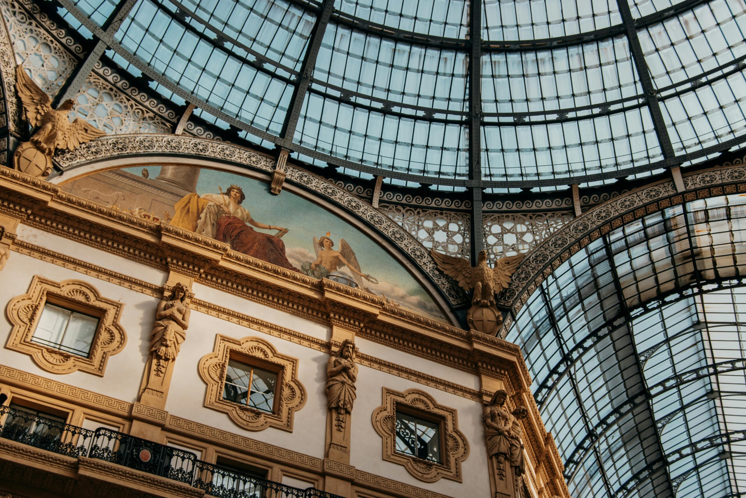 the connection between art and architecture